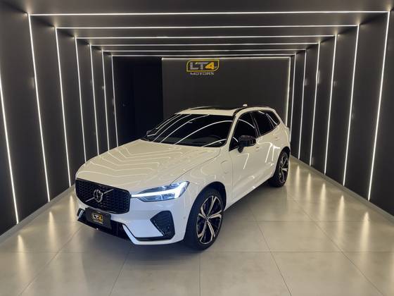 VOLVO XC60 2.0 T8 RECHARGE ULTIMATE DARK AWD GEARTRONIC